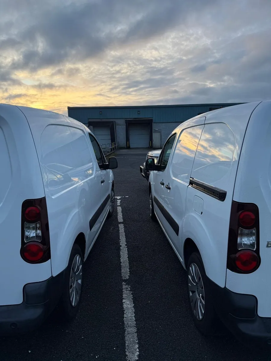 Citroen Berlingo enterprise deposit taken - Image 3