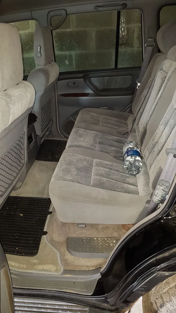 2 Toyota Land cruiser Amazon 4.2TD for sale. - Image 4