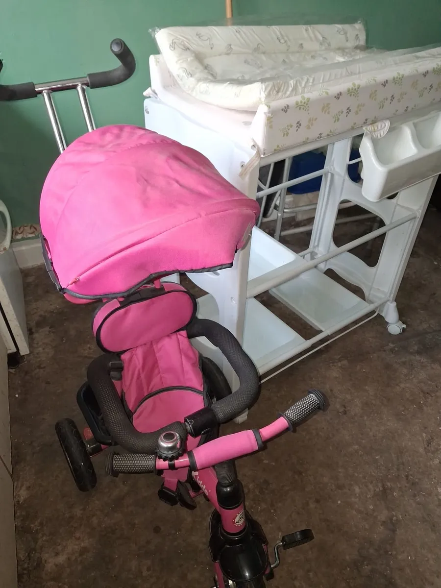 Children bike amd baby changing matt - Image 2
