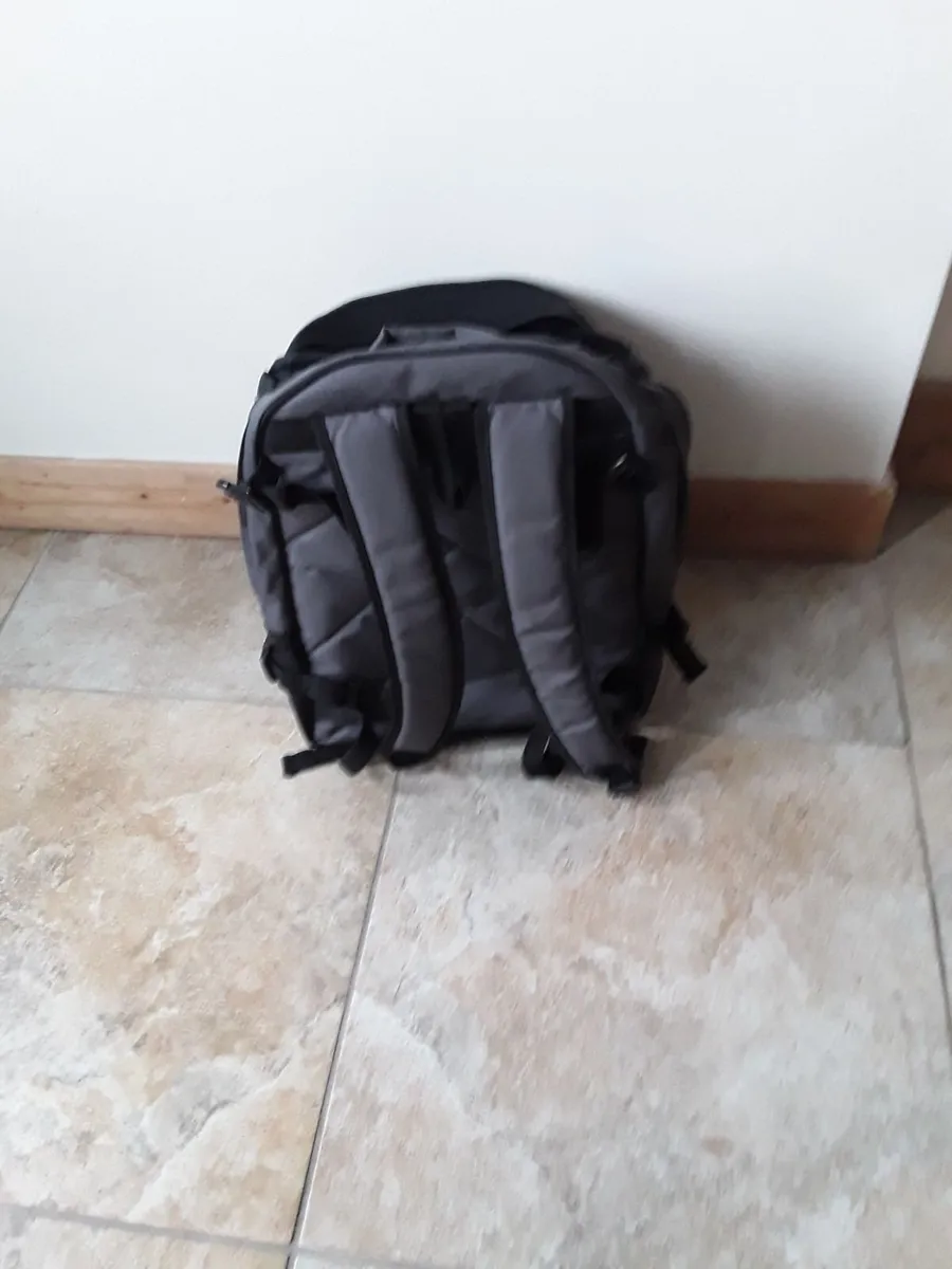 New condition laptop rough sack - Image 4