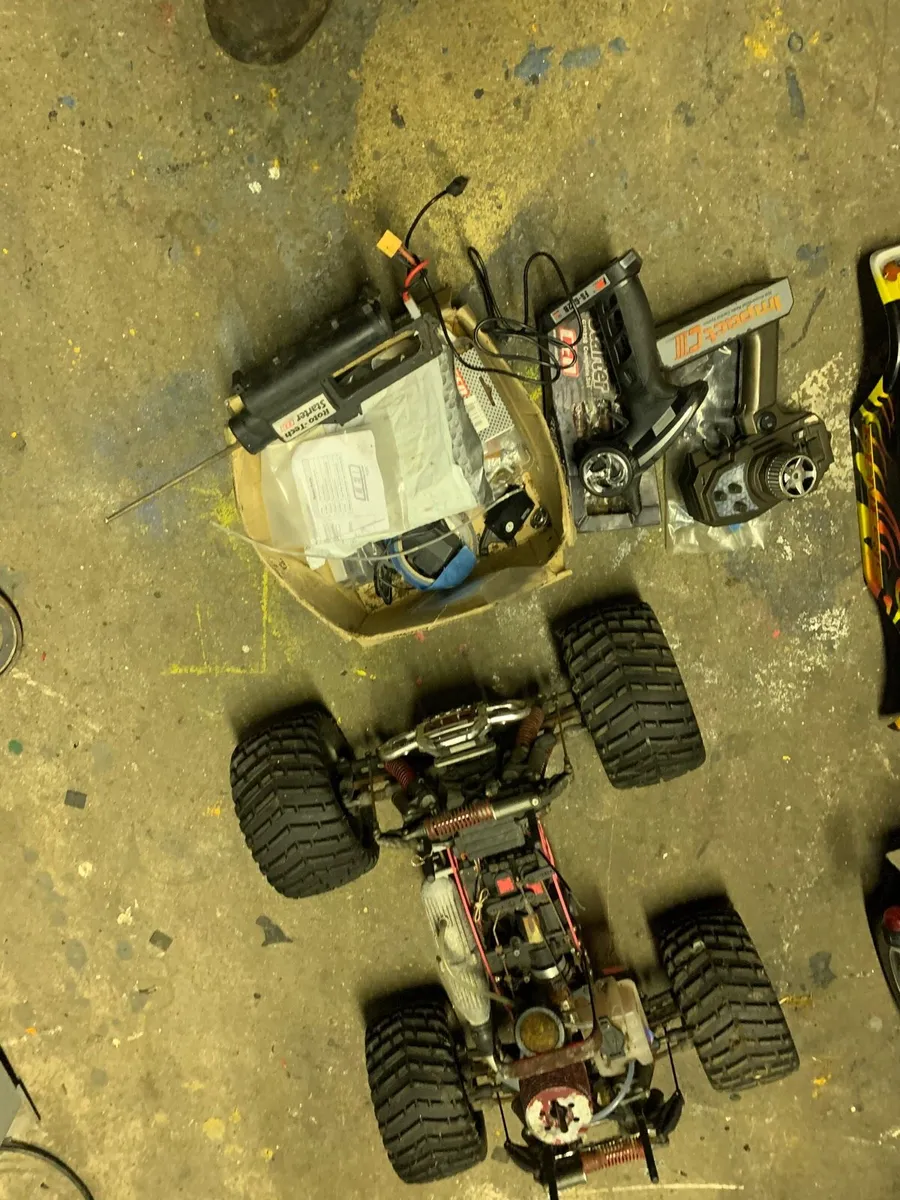 Remote control nitro monster truck - Image 4