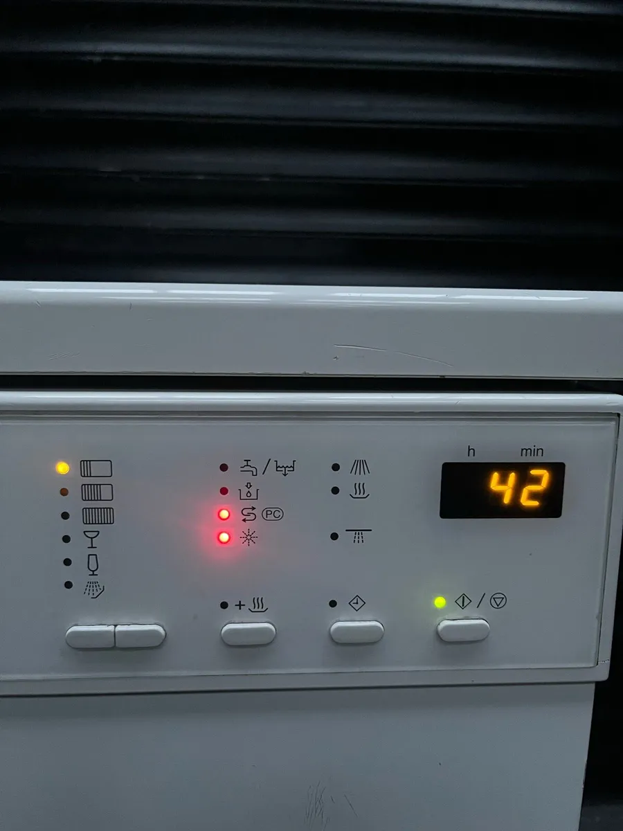 Miele Dishwasher - Image 4