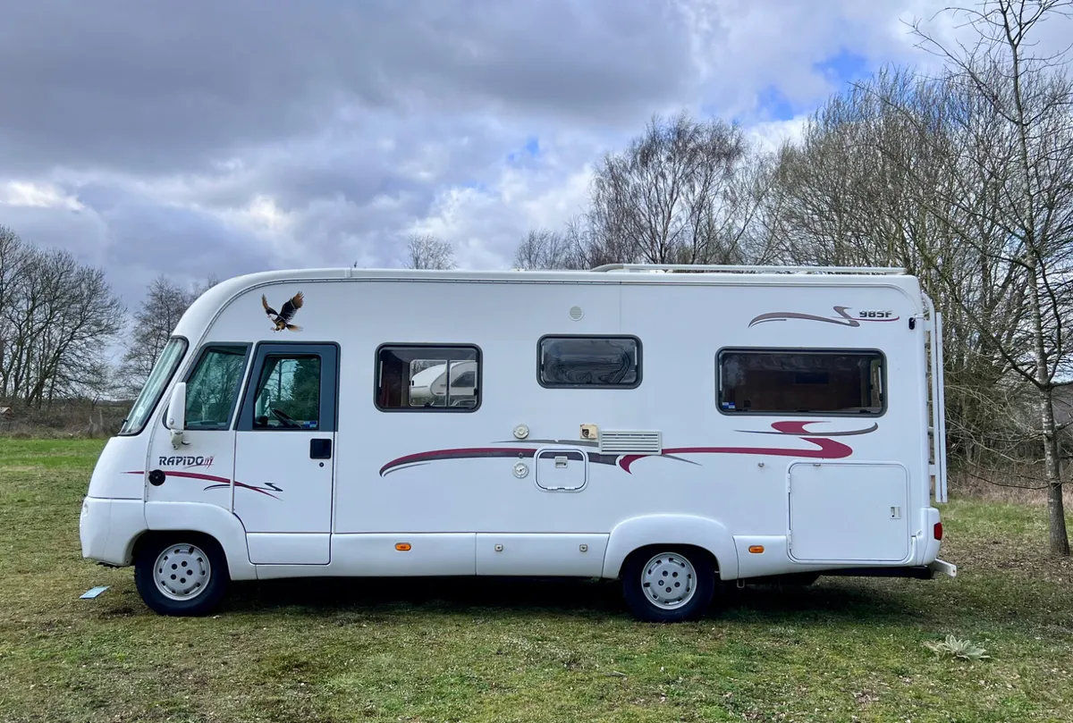 2004 Rapido 985F🔥 - Image 4