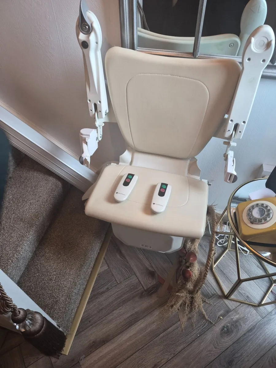 Stairlift for straight Stairs - Image 2
