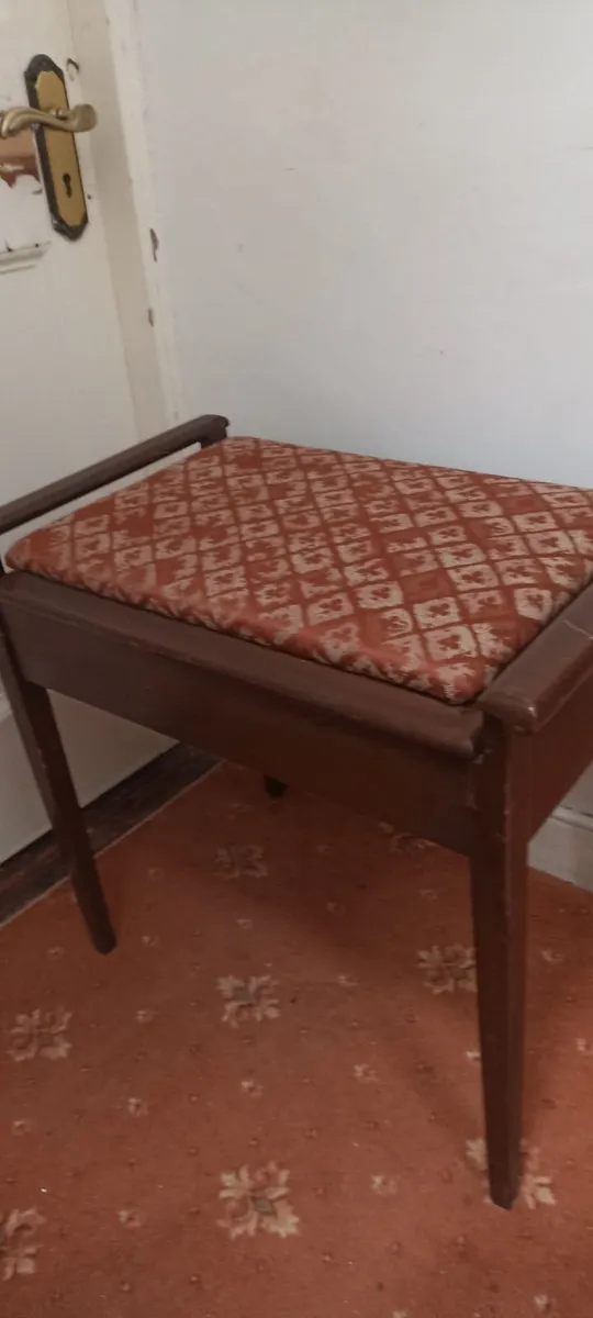 Piano Stool - Image 1