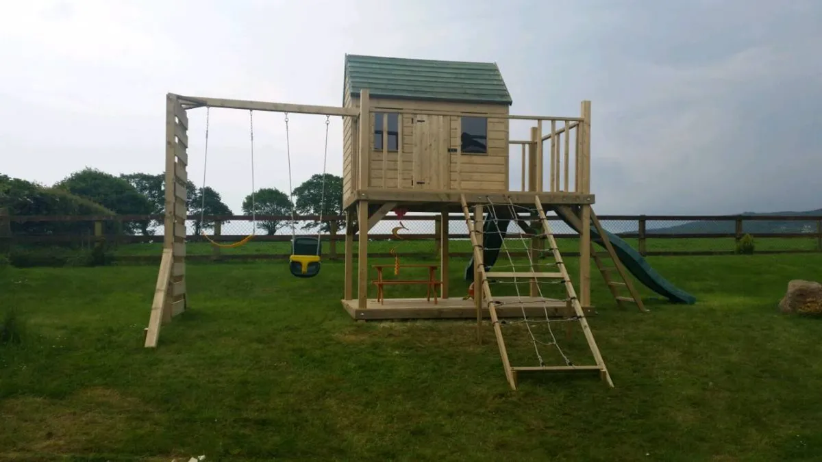 Climbing frames - Image 4