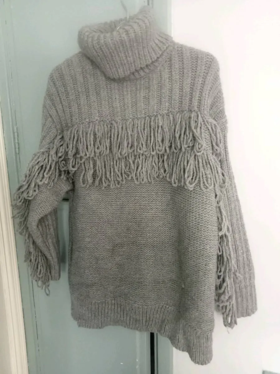 Ladies river island jumper size 10 - Image 1