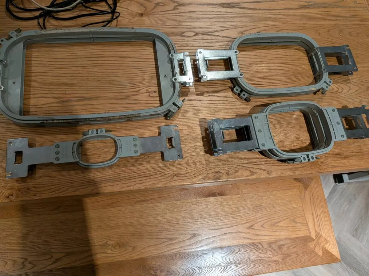 Embroidery machine - Image 2