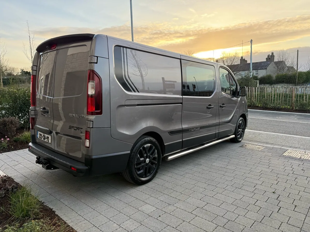 211 Renault trafic for sale! - Image 4