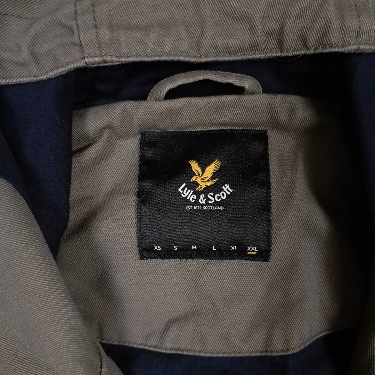 Lyle & Scott Khaki Green Hooded Jacket Mens XXL - Image 4