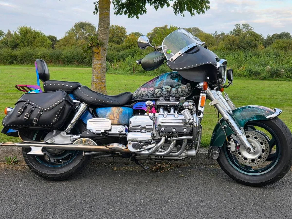 Honda Valkyrie 1500 F6C Custom - Image 2