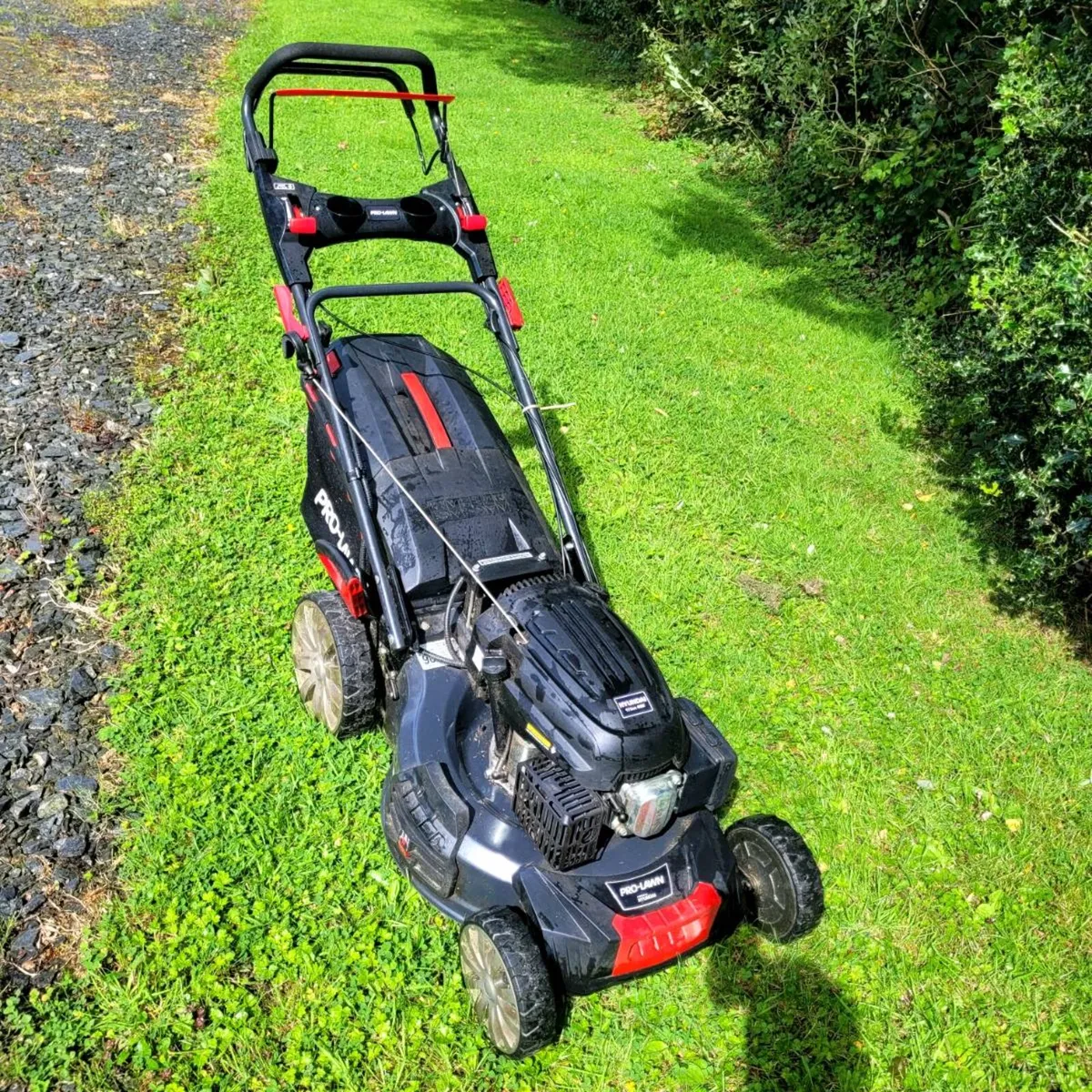 Pro Lawn Lawnmower - Hyundai - Image 4