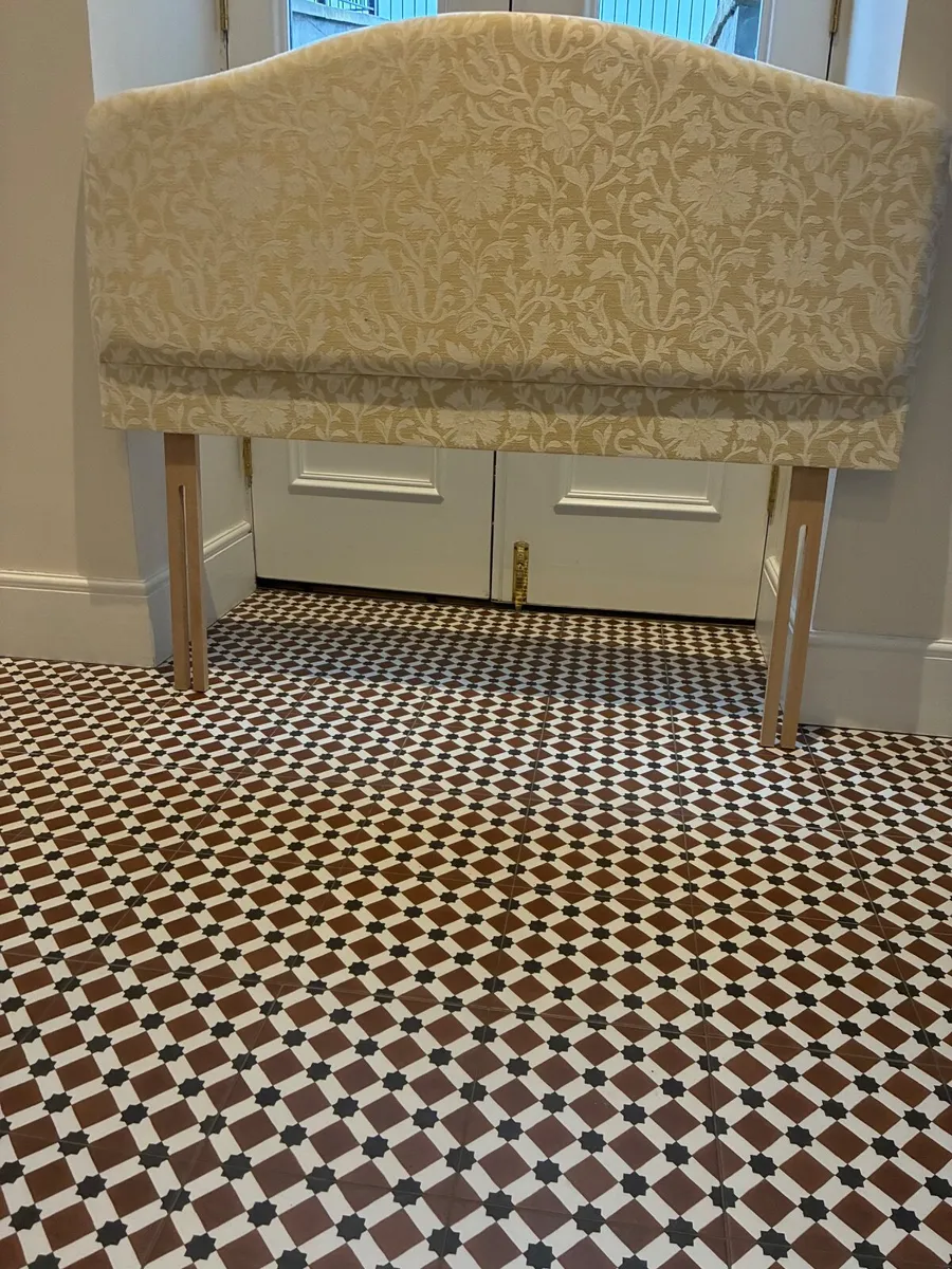 Headboard - Image 1
