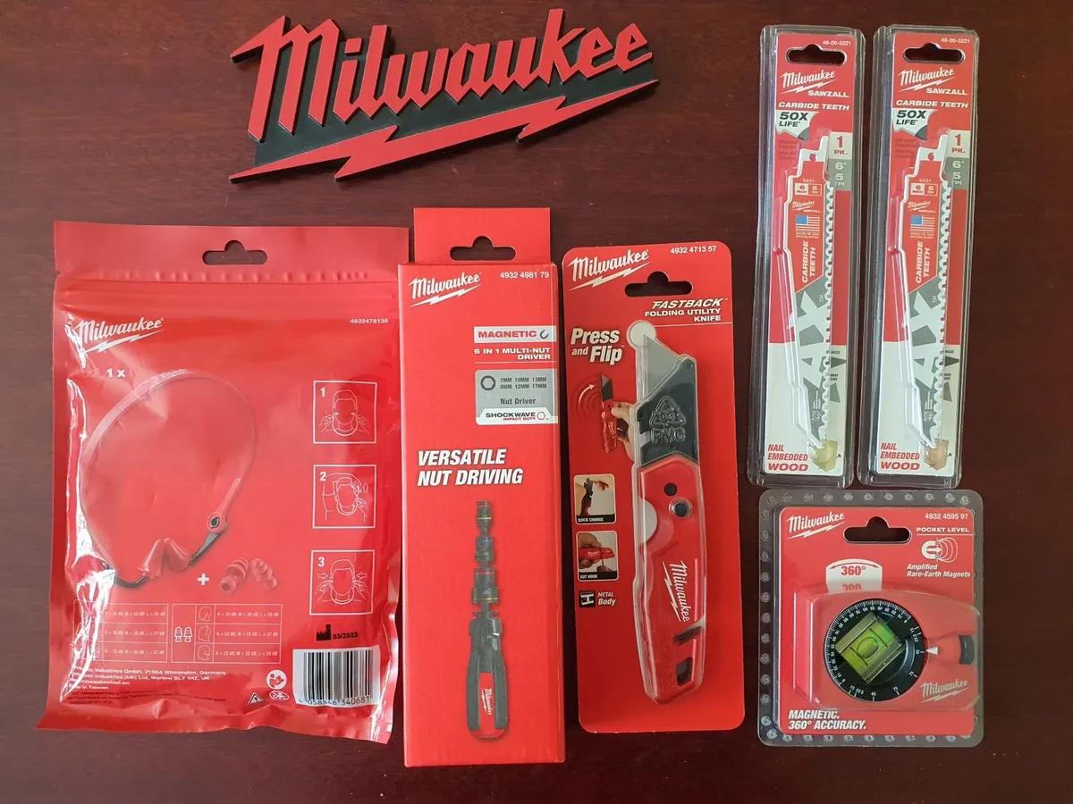 Milwaukee hand tools, blades - Image 1