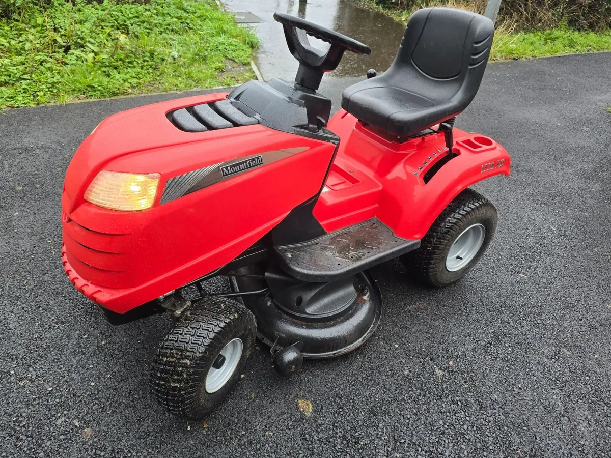 Ride on mowers all different - Image 3