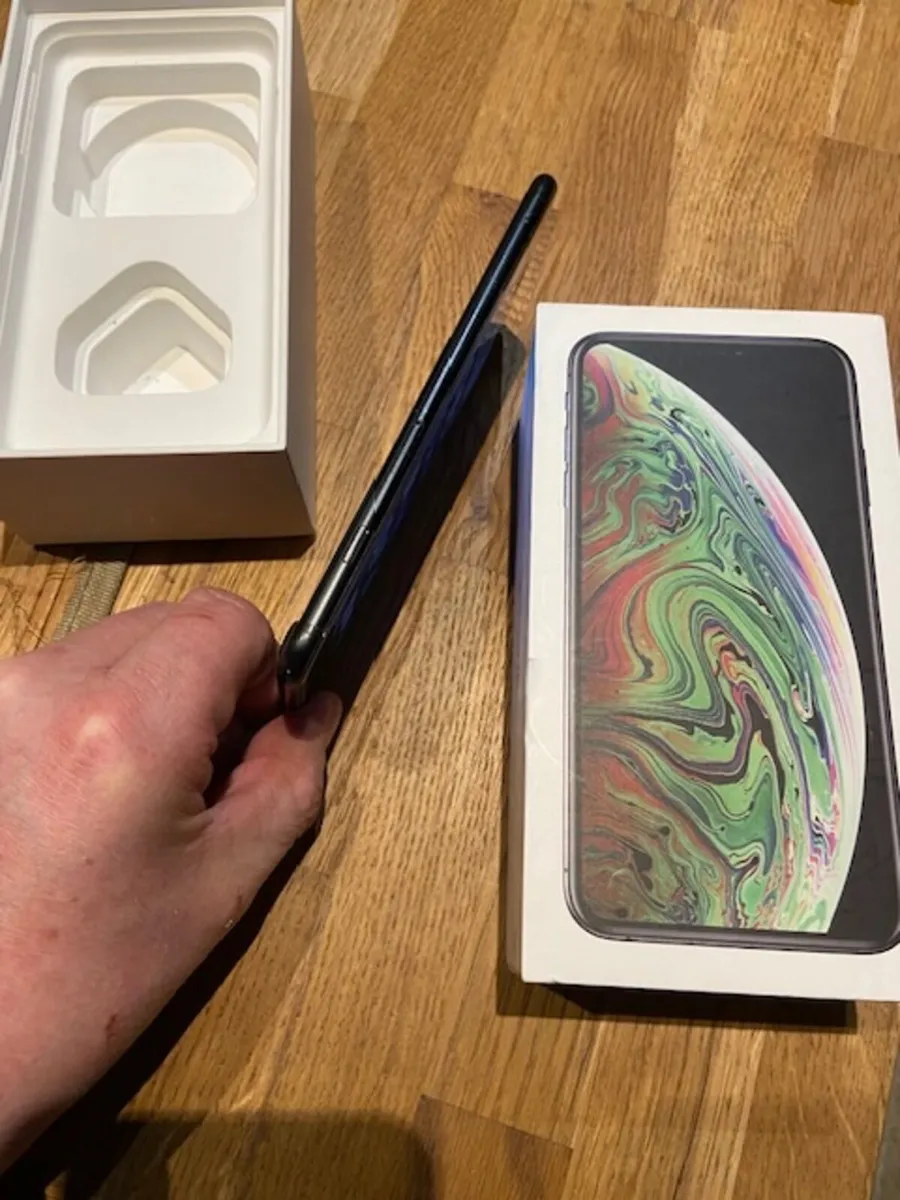 Apple I phone 7 Plus 128GB open to any network - Image 4