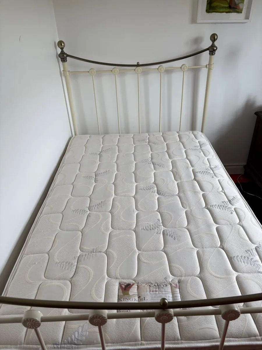 4 Ft Double bed with mattress - Image 1