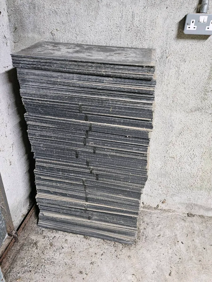 230 Blue Bangor Roof Slates - Image 2