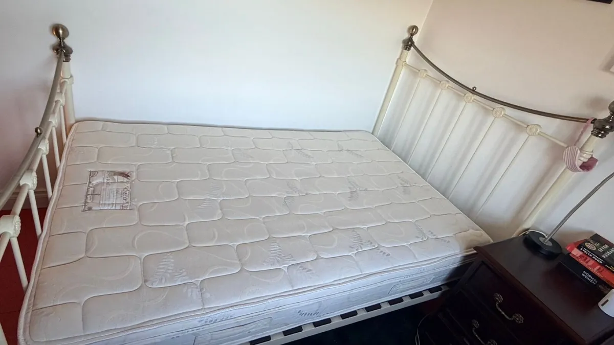 4 Ft Double bed with mattress - Image 4
