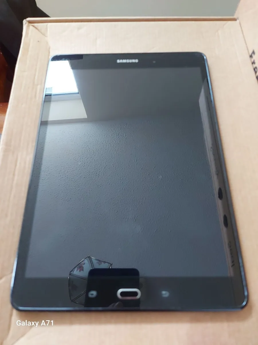 Samsung Galaxy Tab A, 16GB, Model SM-T550, Excelle - Image 4
