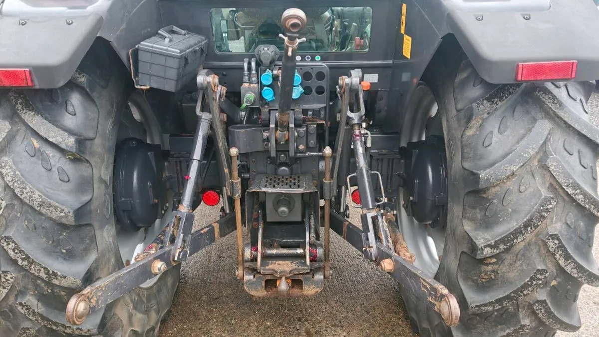 McCormick CMax 95 - Image 3