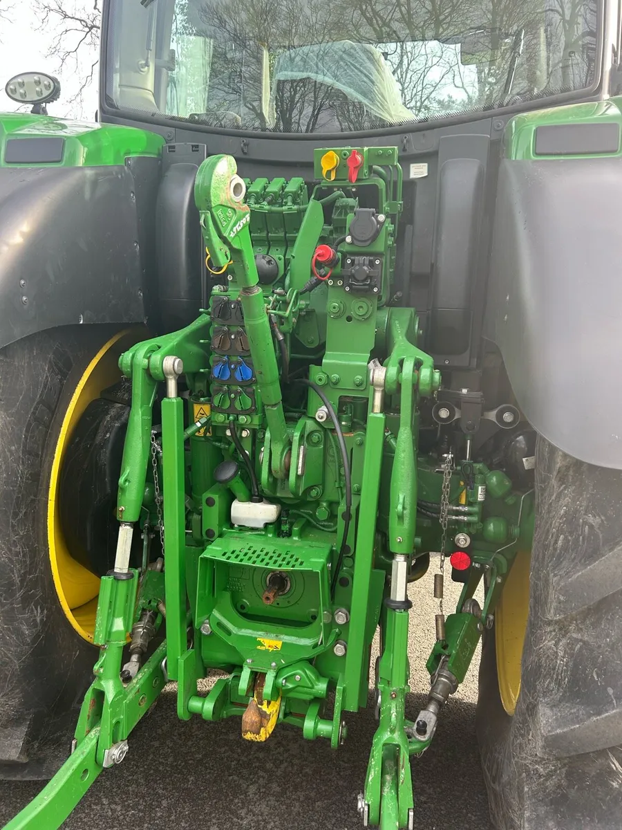 2025 John Deere 6R155 - Image 4