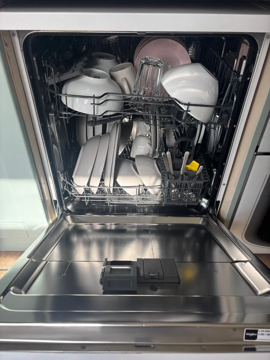 Whirlpool Dishwasher - Image 2