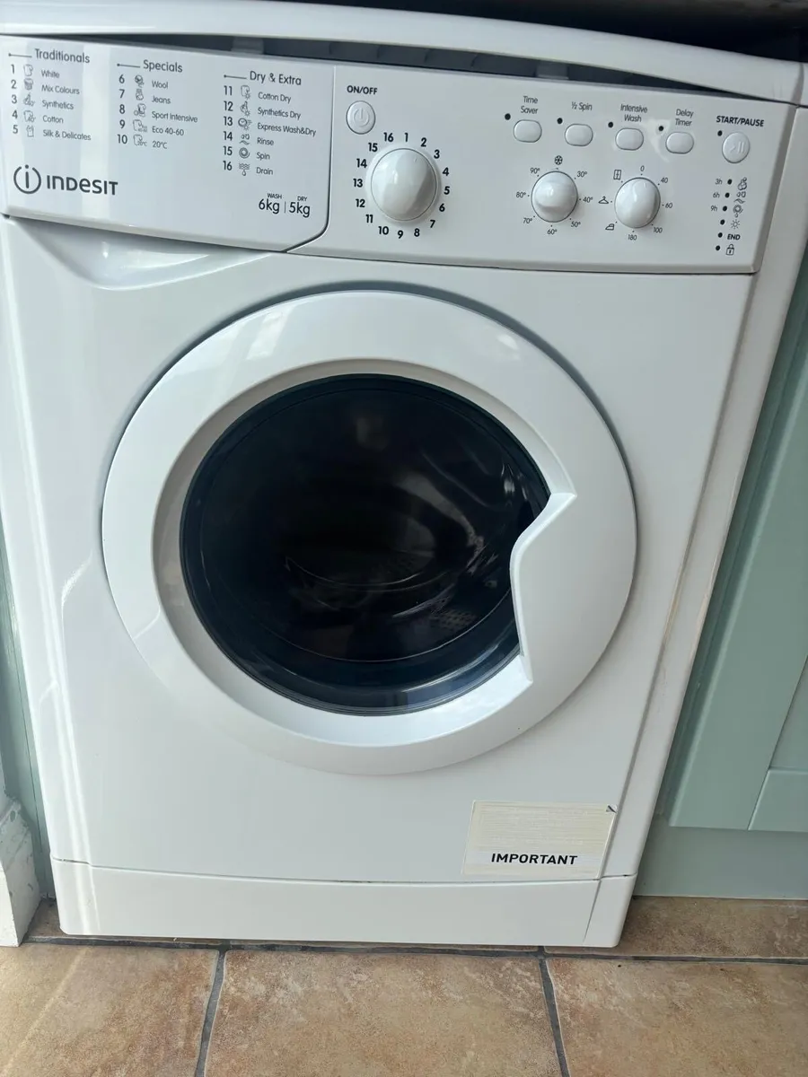 Washer/Dryer - Image 1