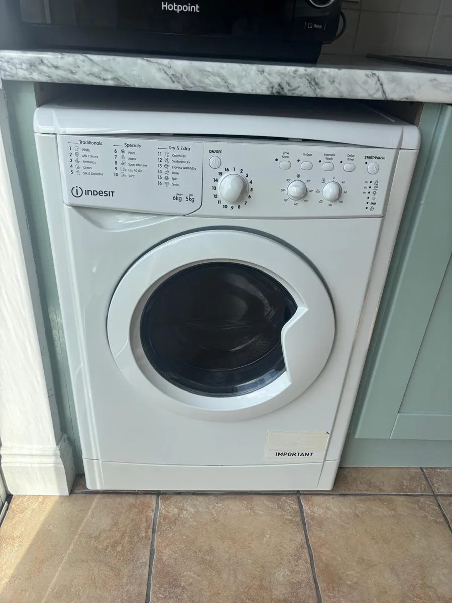 Washer/Dryer - Image 2