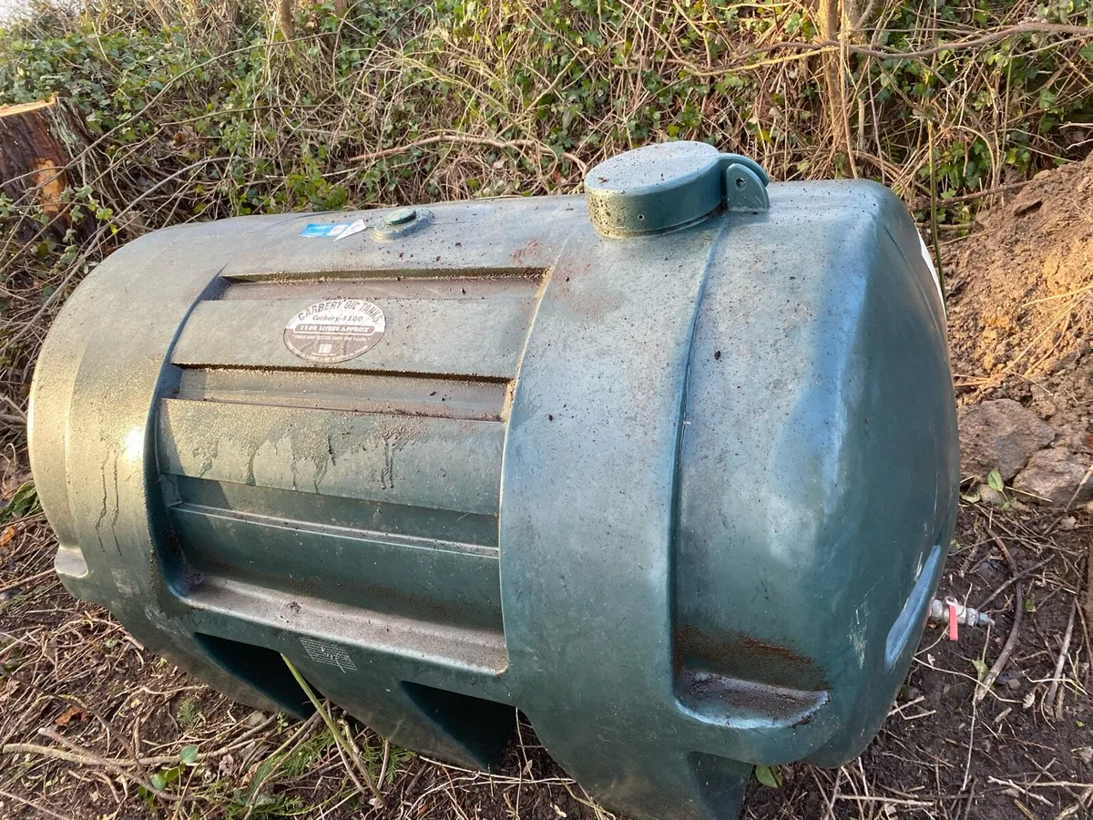 Carberry oil tank - Image 1
