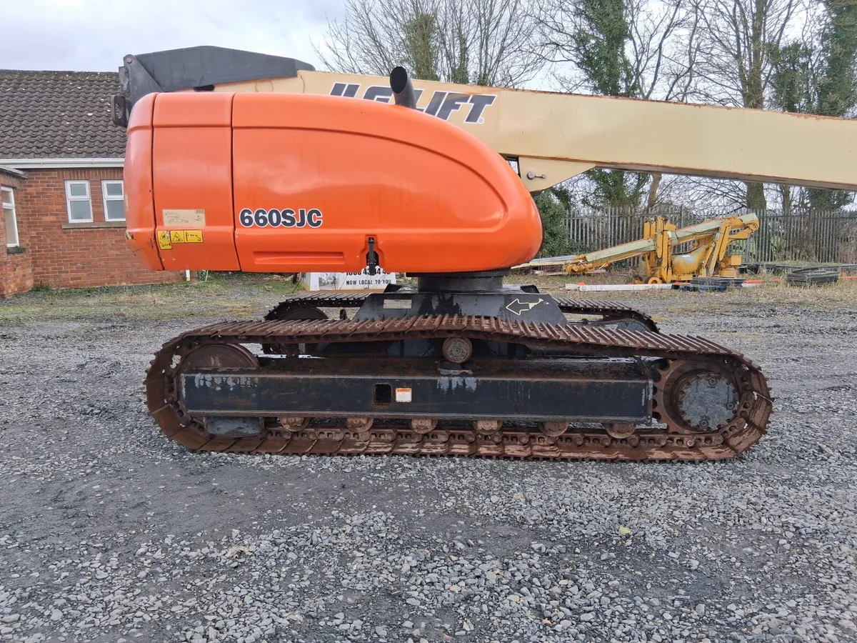 JLG660SJC Telescopic Tracked Boom - - Image 3