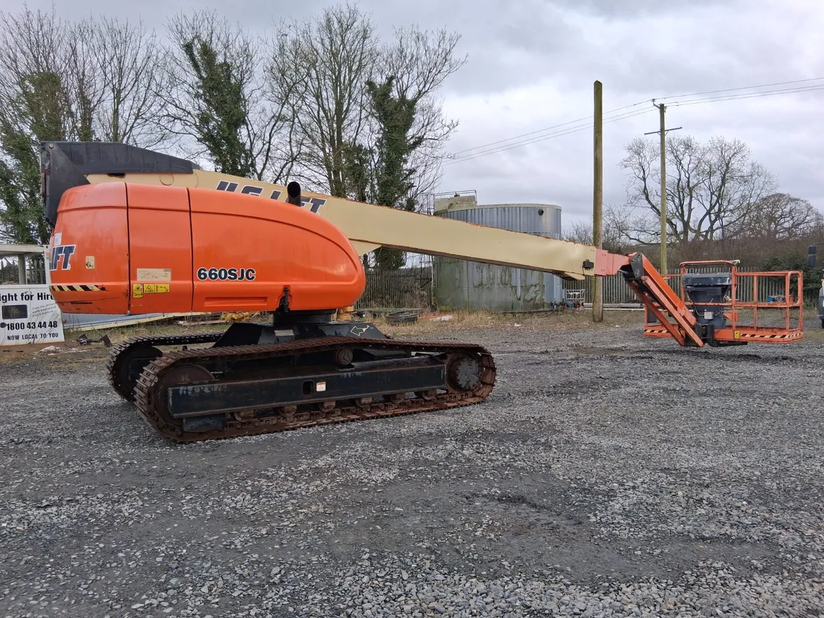 JLG660SJC Telescopic Tracked Boom - - Image 2
