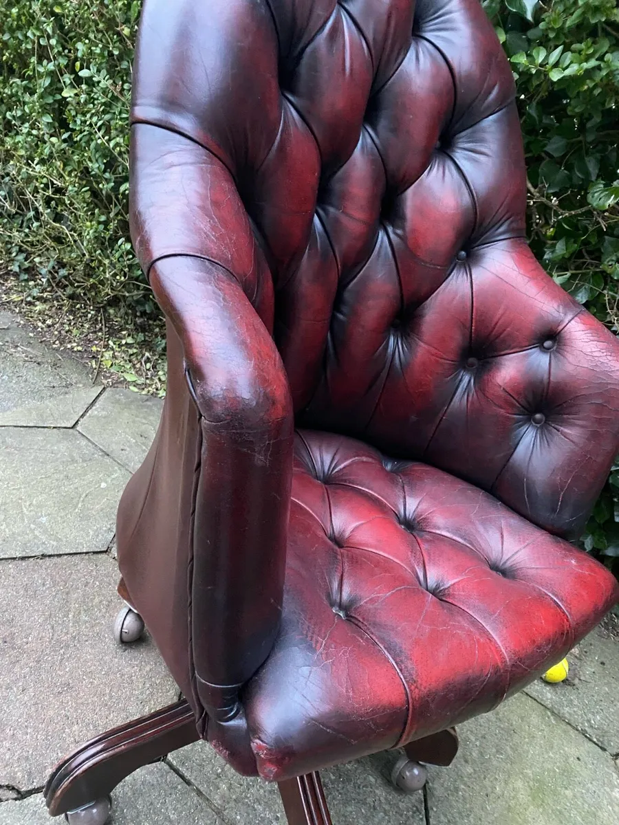 Chesterfield Desk chair (ox blood colour) - Image 1