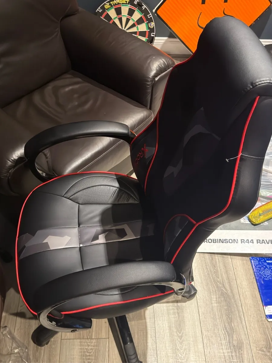 X rocker Gaming chair (NEED GONE) - Image 1
