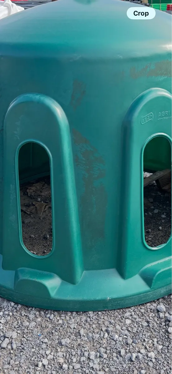 Water throughs and feeders - Image 3