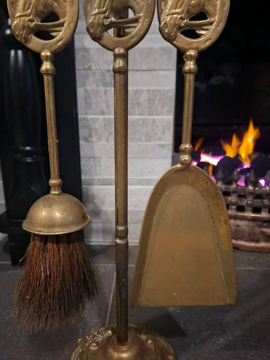 1930s Brass Fireside Companion Horse Set - Image 3