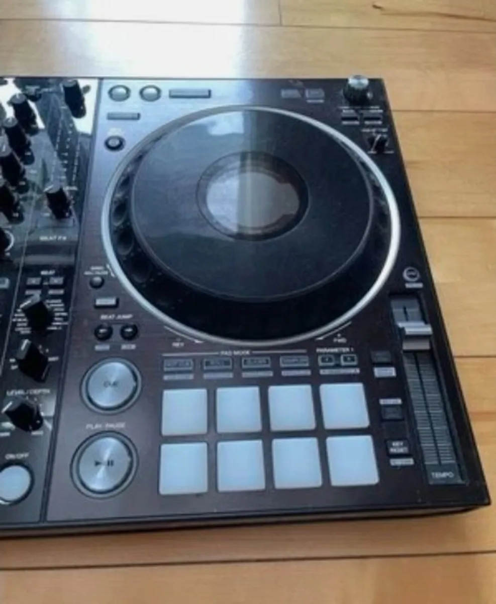 Pioneer ddj-1000srt - Image 1