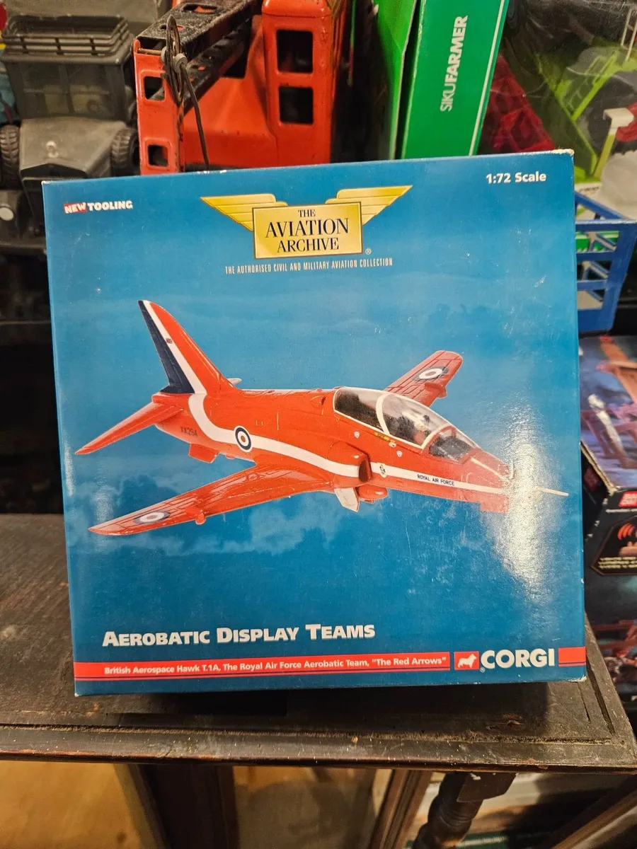 Corgi Redarrows