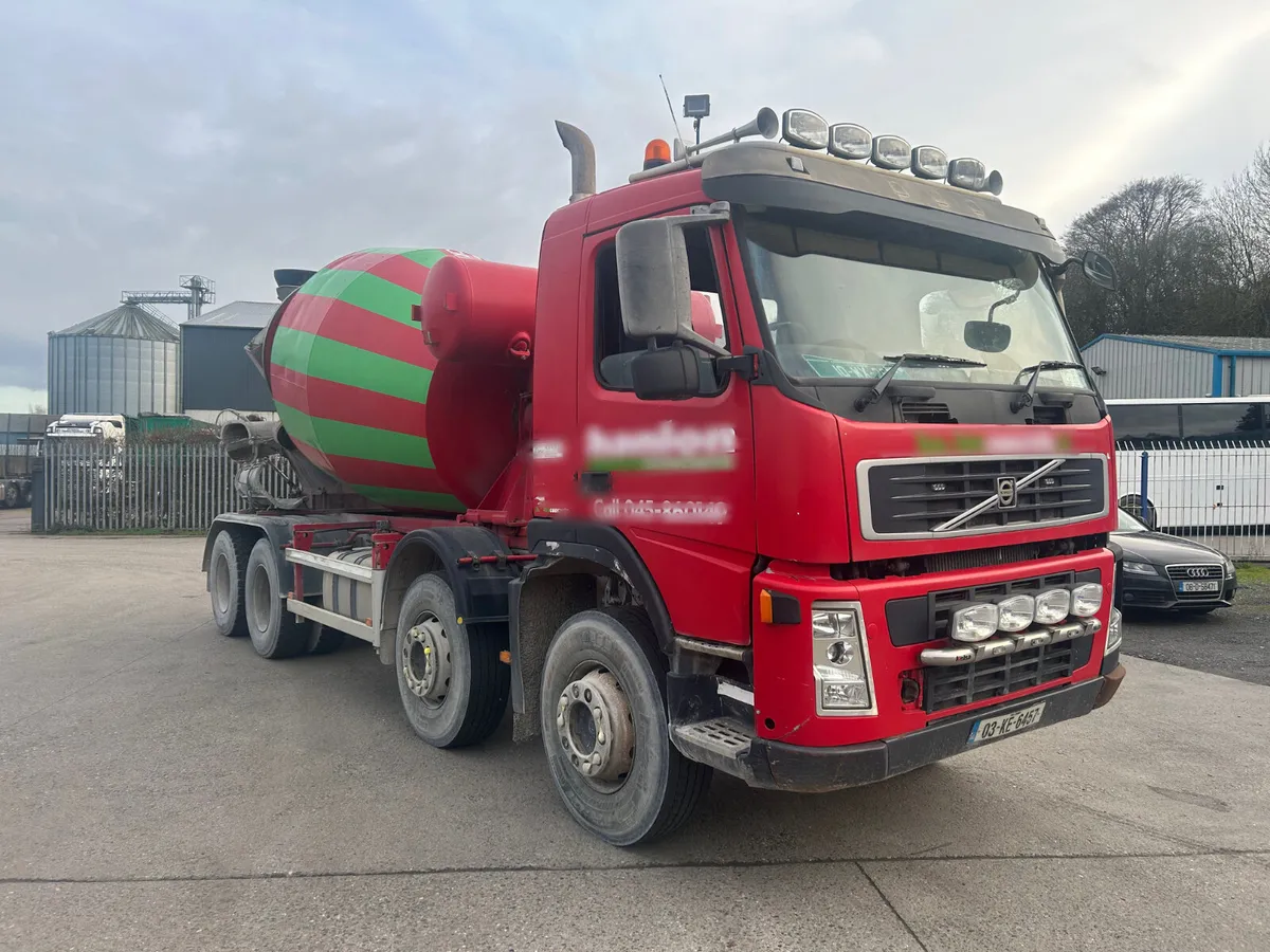 Volvo FM mixer - Image 1