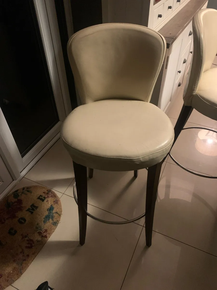 Bar stools - Image 1