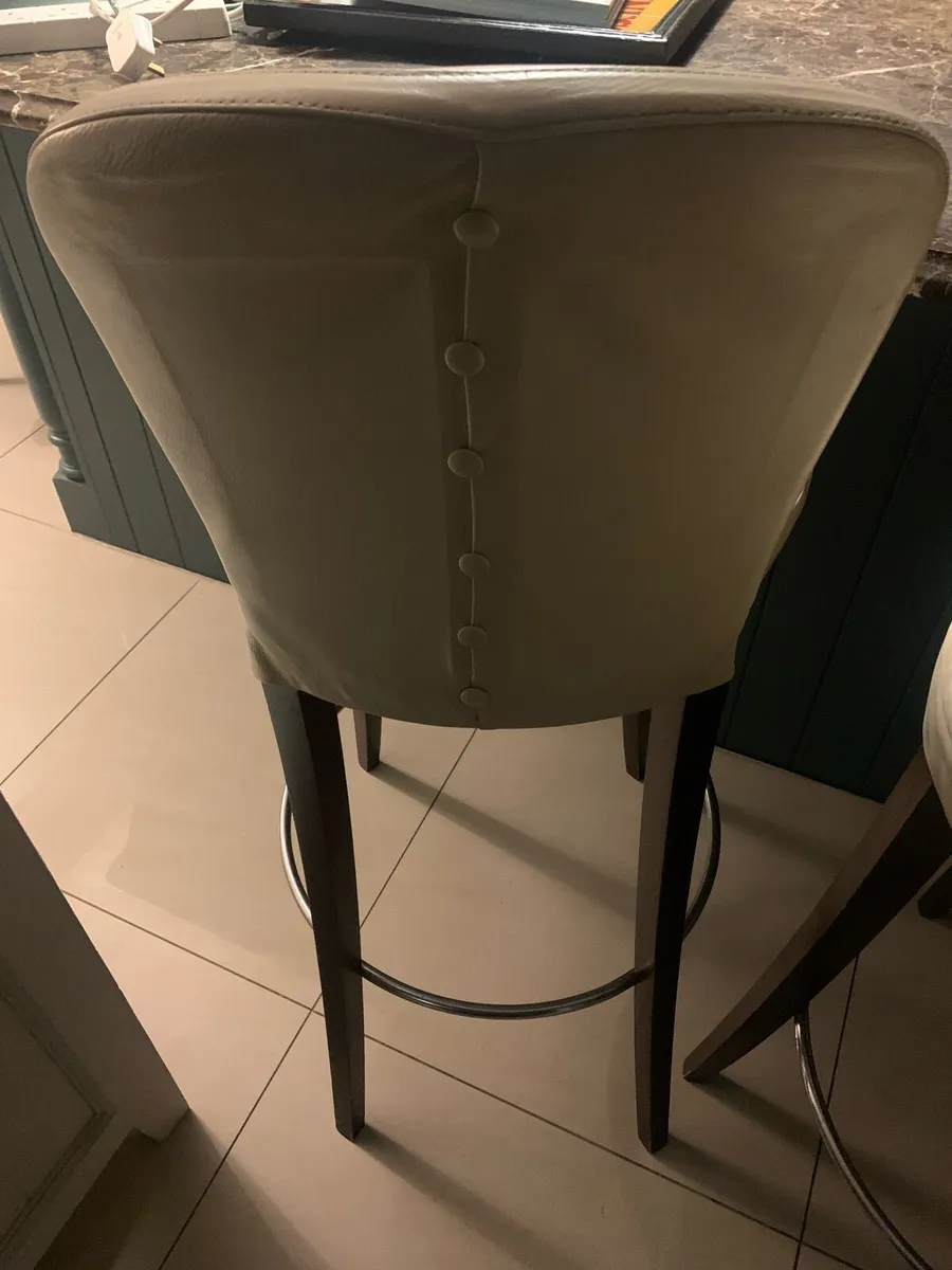 Bar stools - Image 2