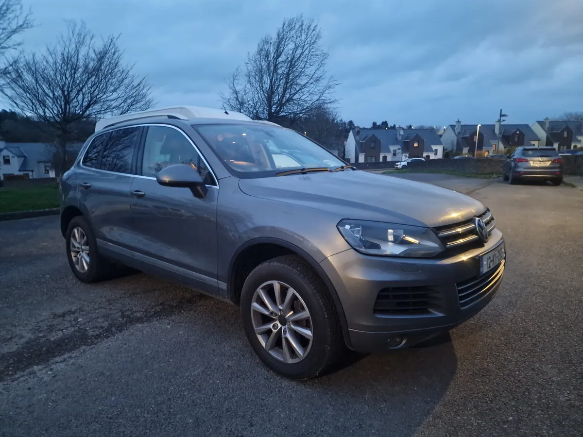 12 VW TOUAREG 3.0TDI 4X4 2SEATER FSH - Image 1