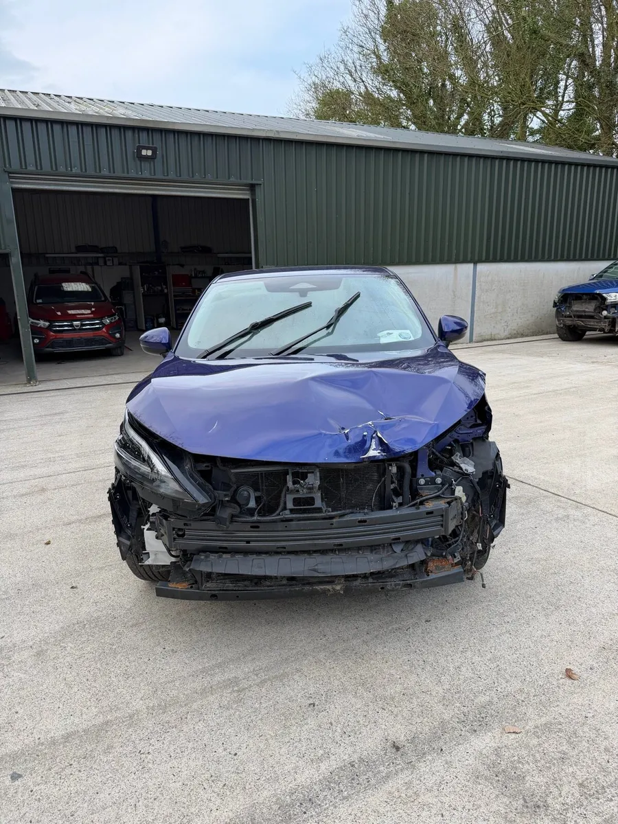 2023 Nissan Qashqai - Image 2