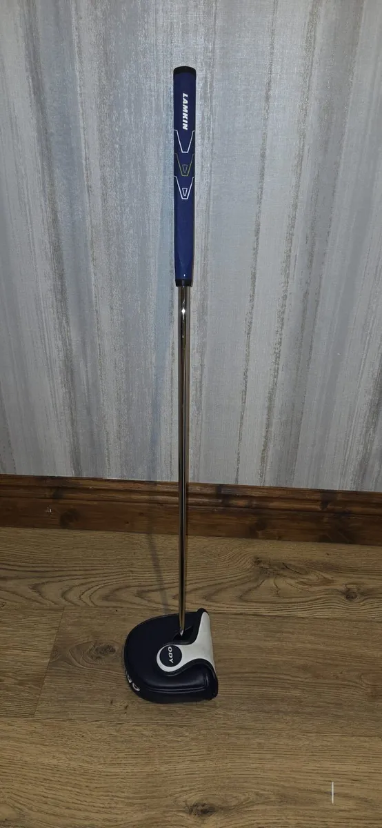 Odyssey AI Centre shaft putter - Image 3