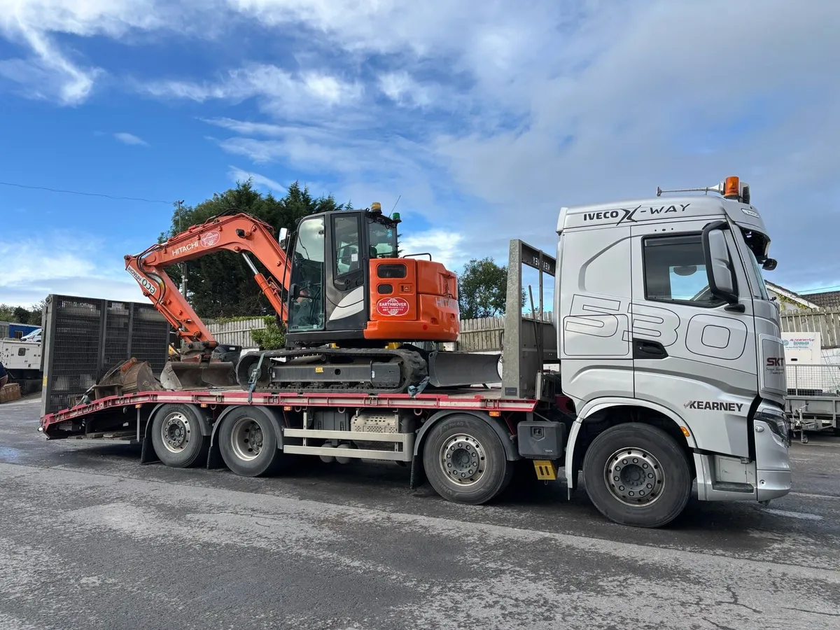 13 TON DIGGER HIRE - Image 4