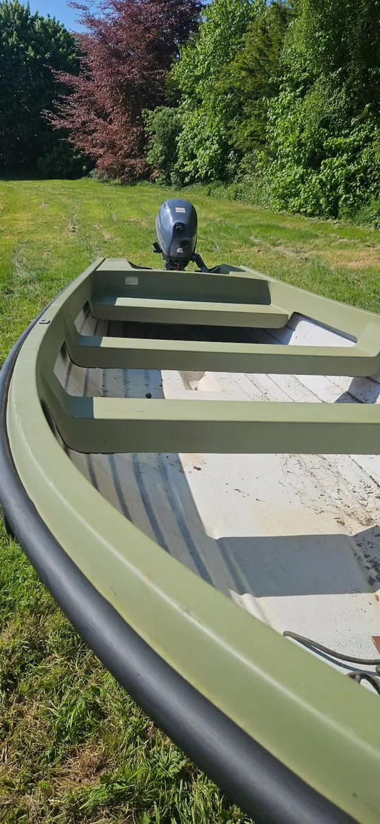 Fishing boat - Image 3