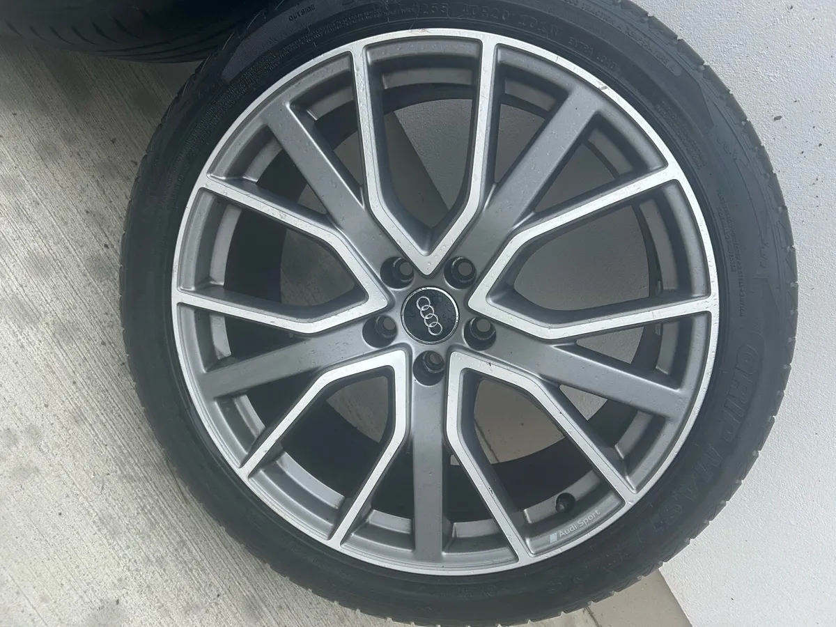 Alloy wheels - Image 1