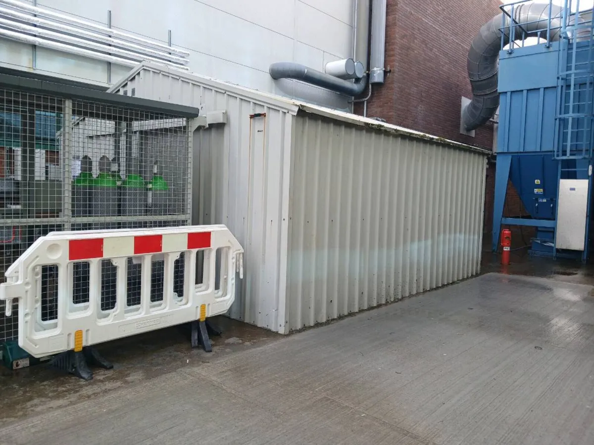 Shed non drip sheeting all round - Image 1