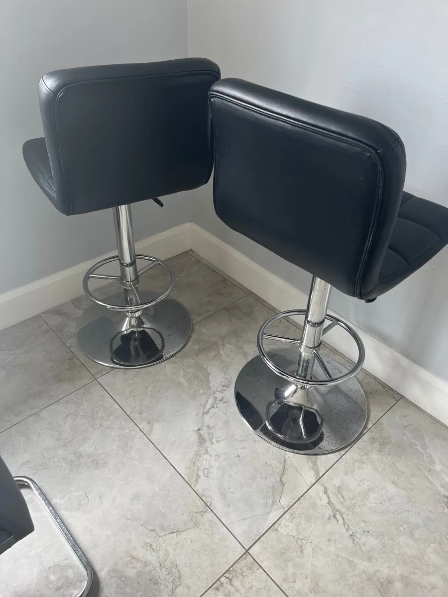 Kitchen bar stools - Image 2