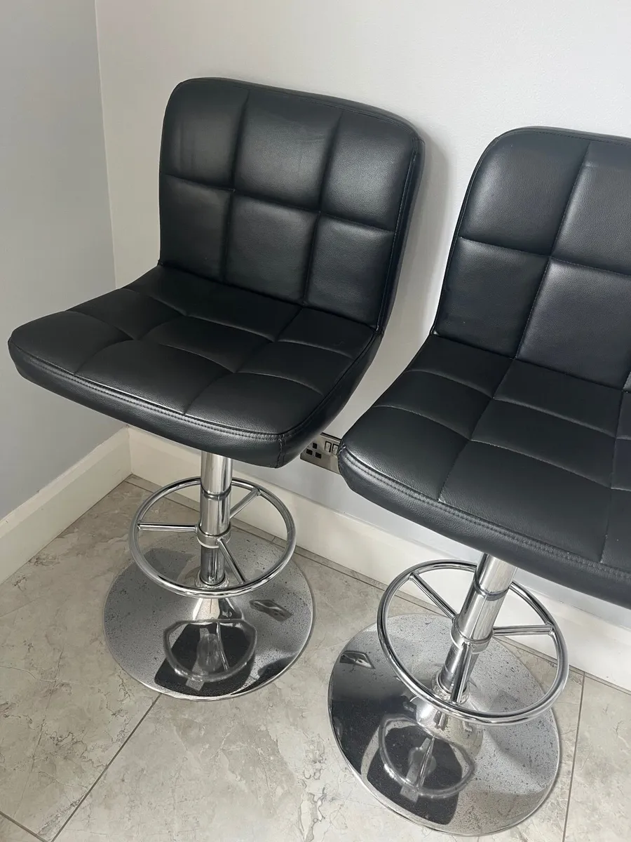 Kitchen bar stools - Image 3